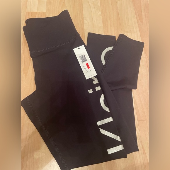 NEW Women’s Calvin Klein Leggings - Picture 5 of 6